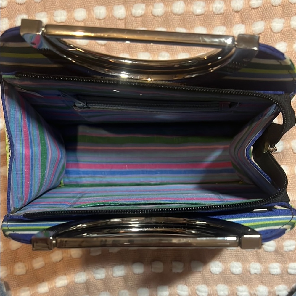 KATE SPADE~ Sporty Purse - Picture 9 of 16